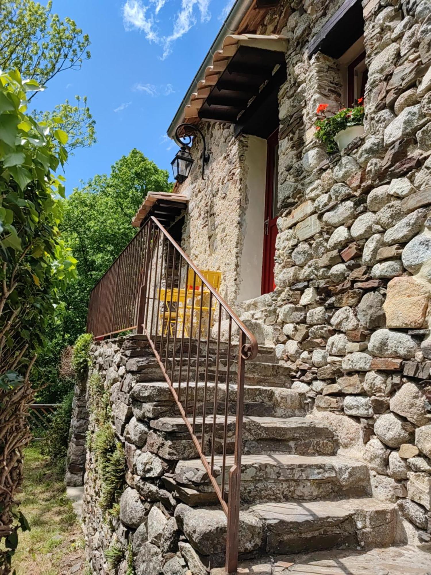 Le Mas De Ribard Breau-et-Salagosse Экстерьер фото